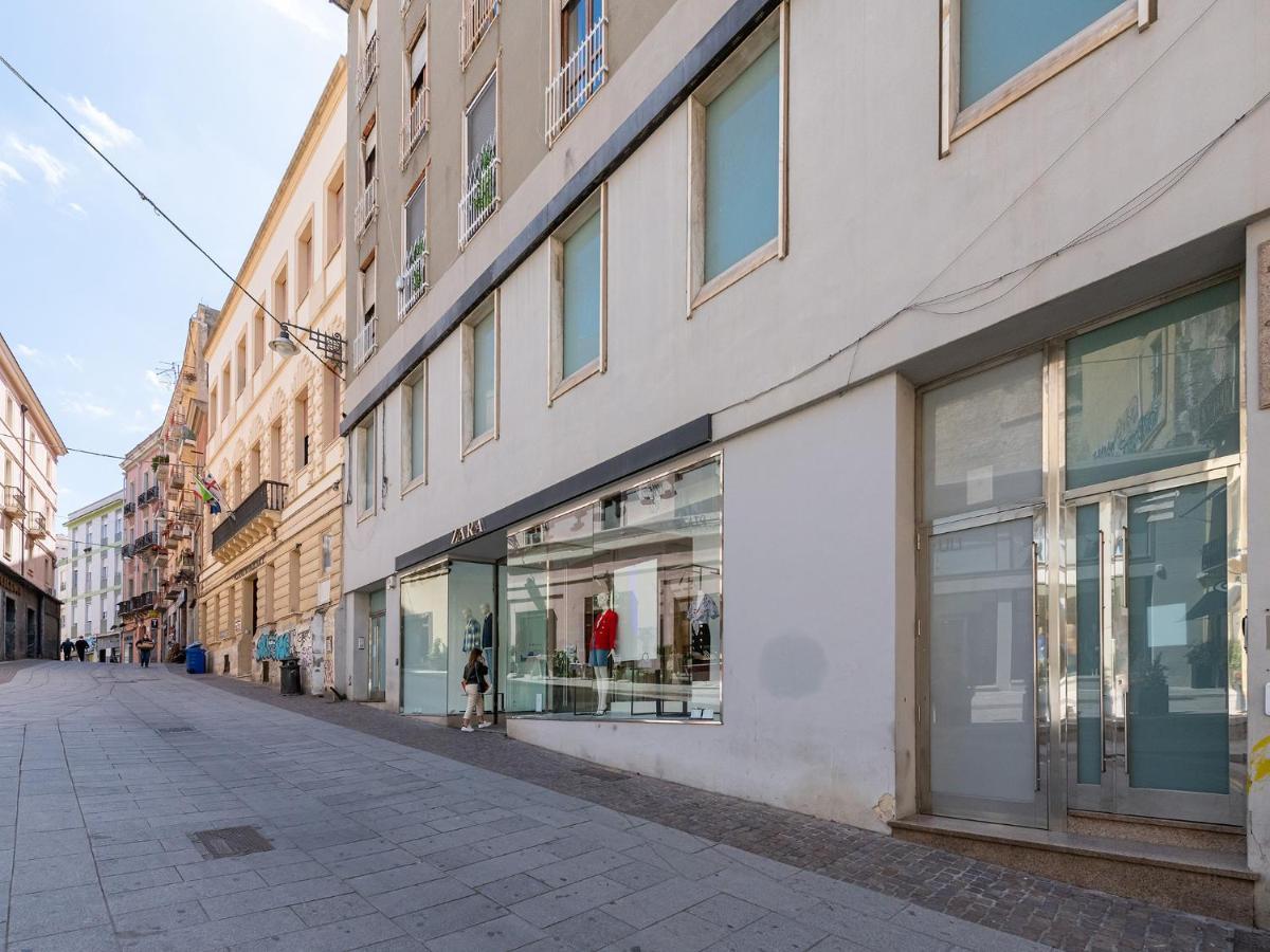Apartment On Shopping Street 卡利亚里 外观 照片